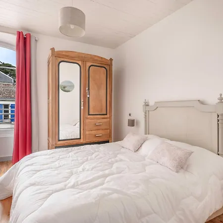 Pour 7 Adultes, 1 Enfant, A 400m De La Ferienhaus