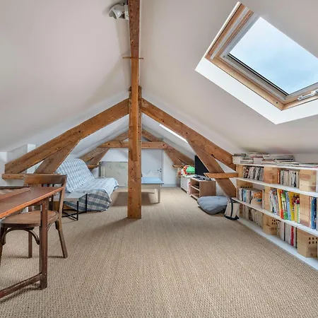 Pour 7 Adultes, 1 Enfant, A 400m De La