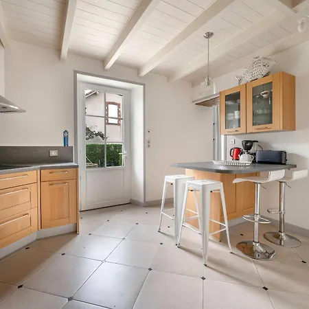 Pour 7 Adultes, 1 Enfant, A 400m De La Ferienhaus Préfailles